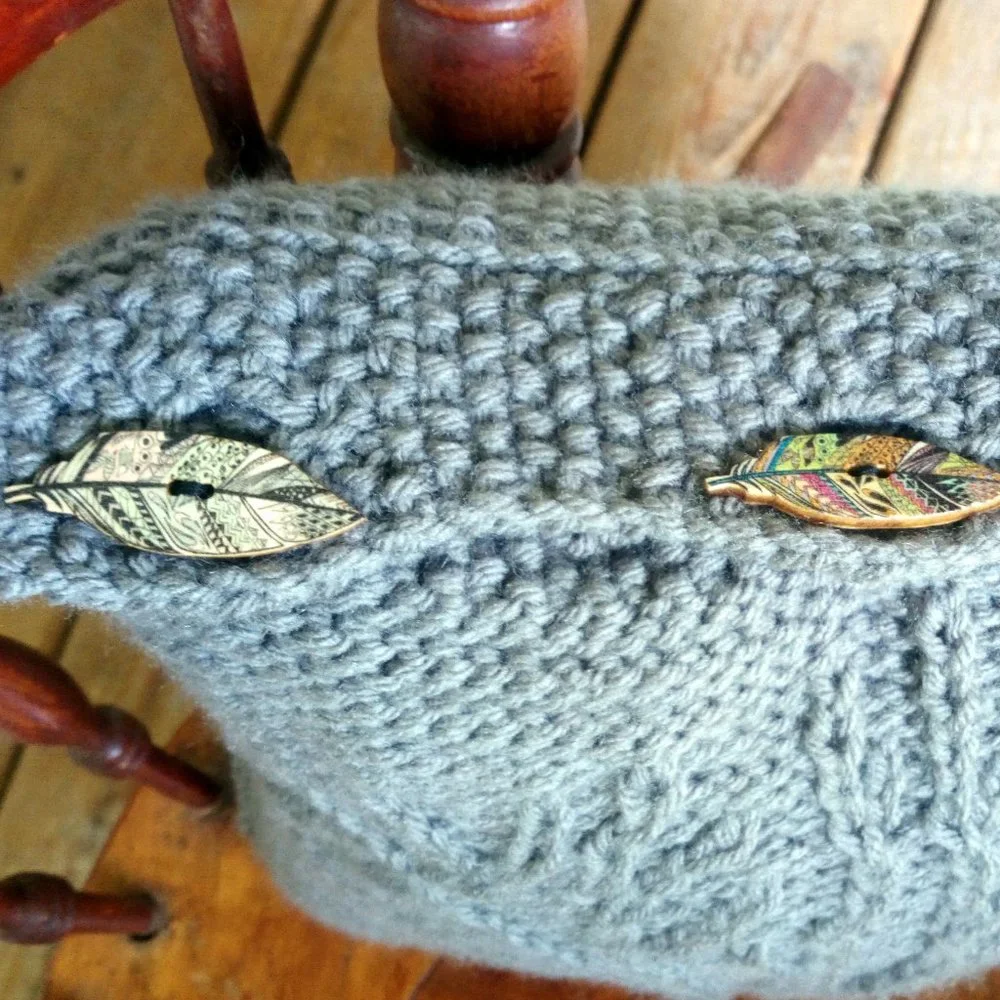 Hand Crafted Knit Throw Pillow Tree Leaf Gray Button Cable Home Decor Cabin…